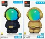 اسپیکر PORTABLE X808 طرح آدم فضایی